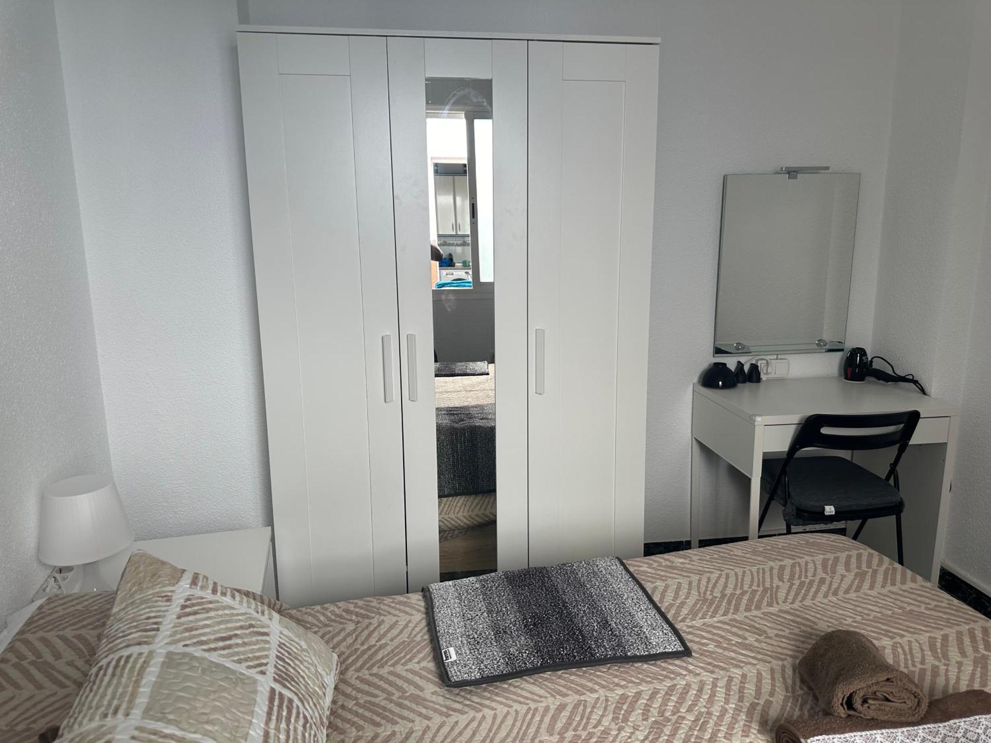 Almeria Centro Habitacion Privada En Apartamento Compartido Exterior foto