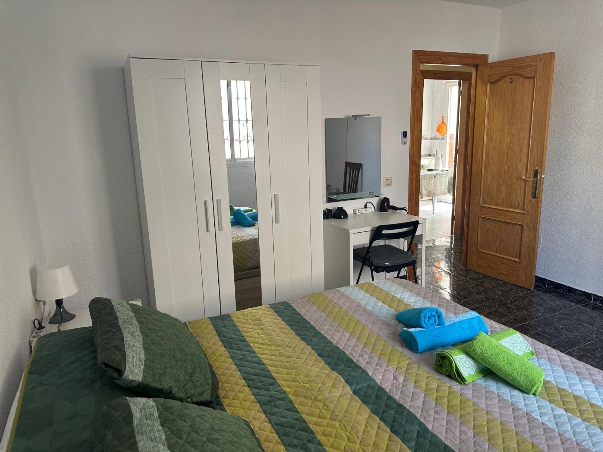 Almeria Centro Habitacion Privada En Apartamento Compartido Exterior foto